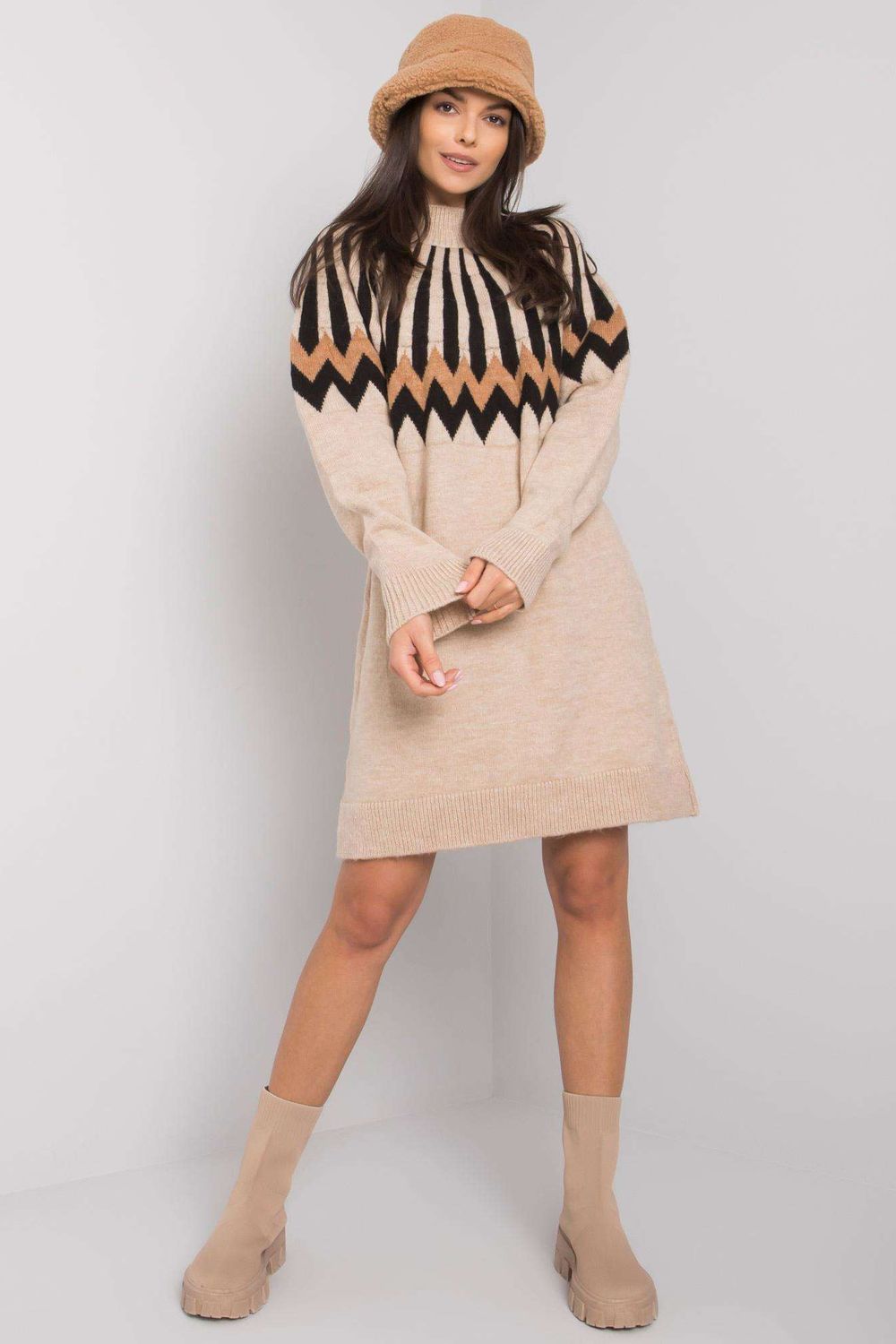 Knitted dress