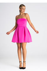 Figure-fitting dress
