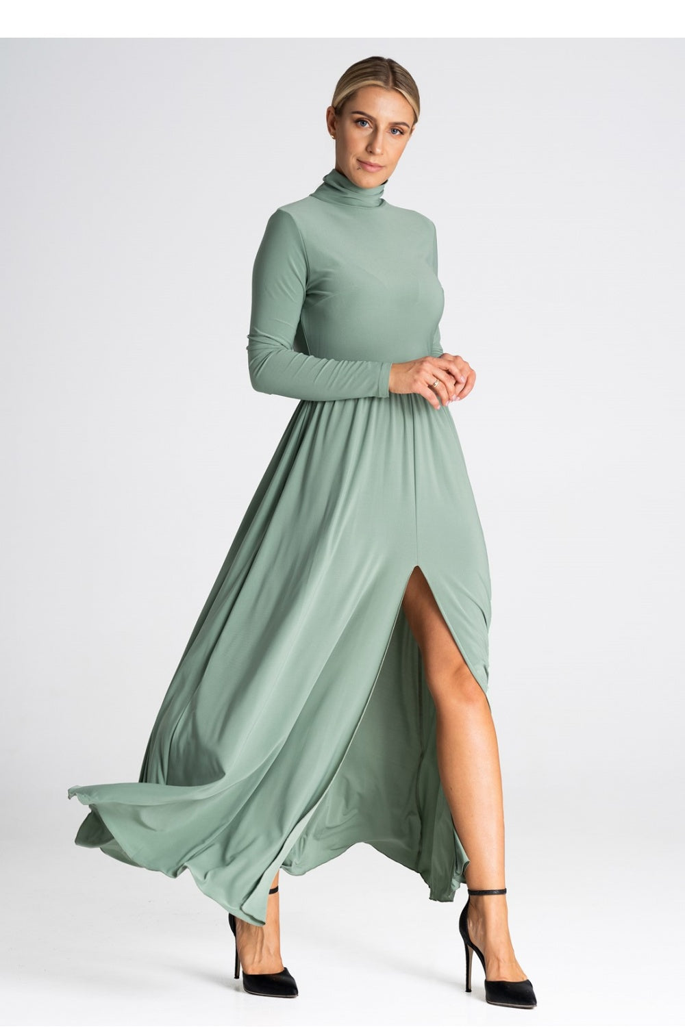 Fitted dress