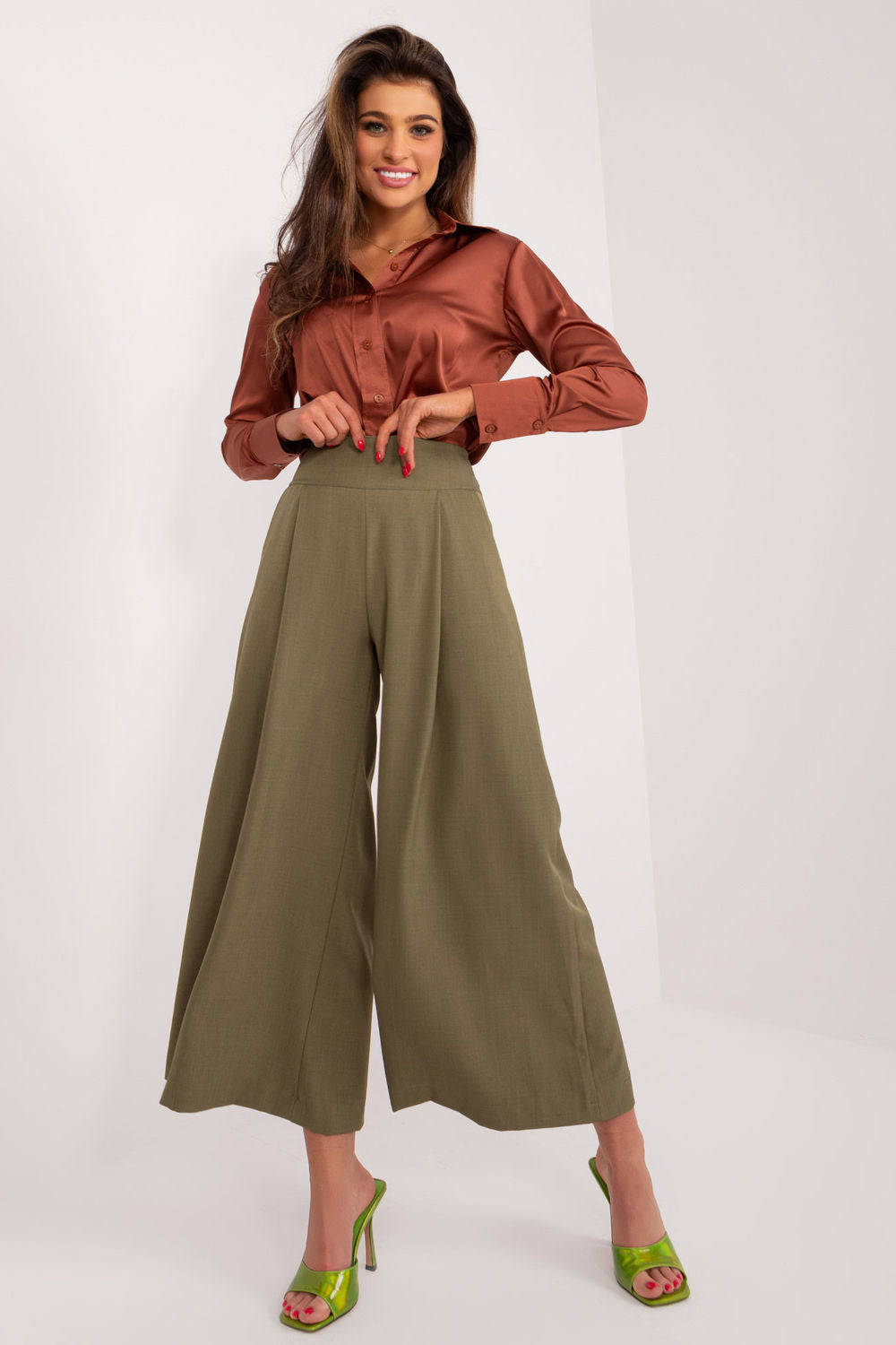 Elastic trousers