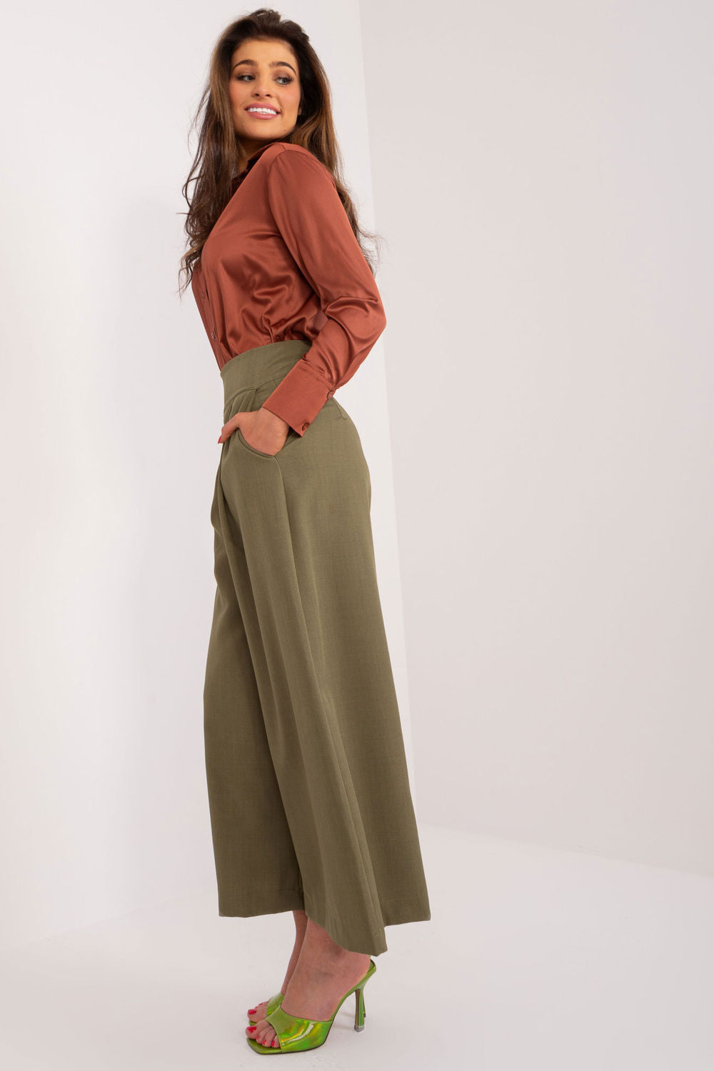 Elastic trousers