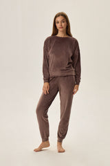 Velvet trousers