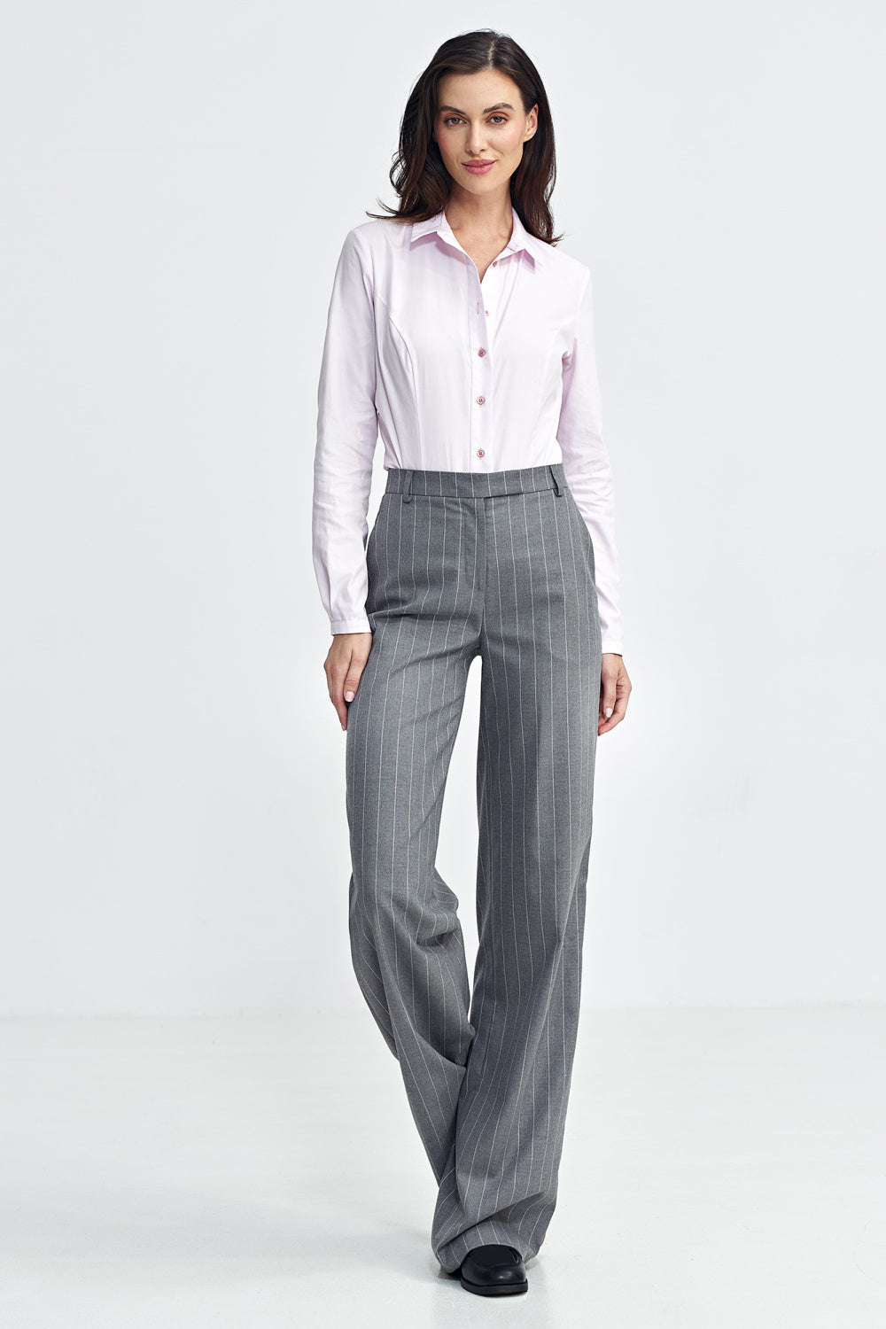 Fitted trousers
