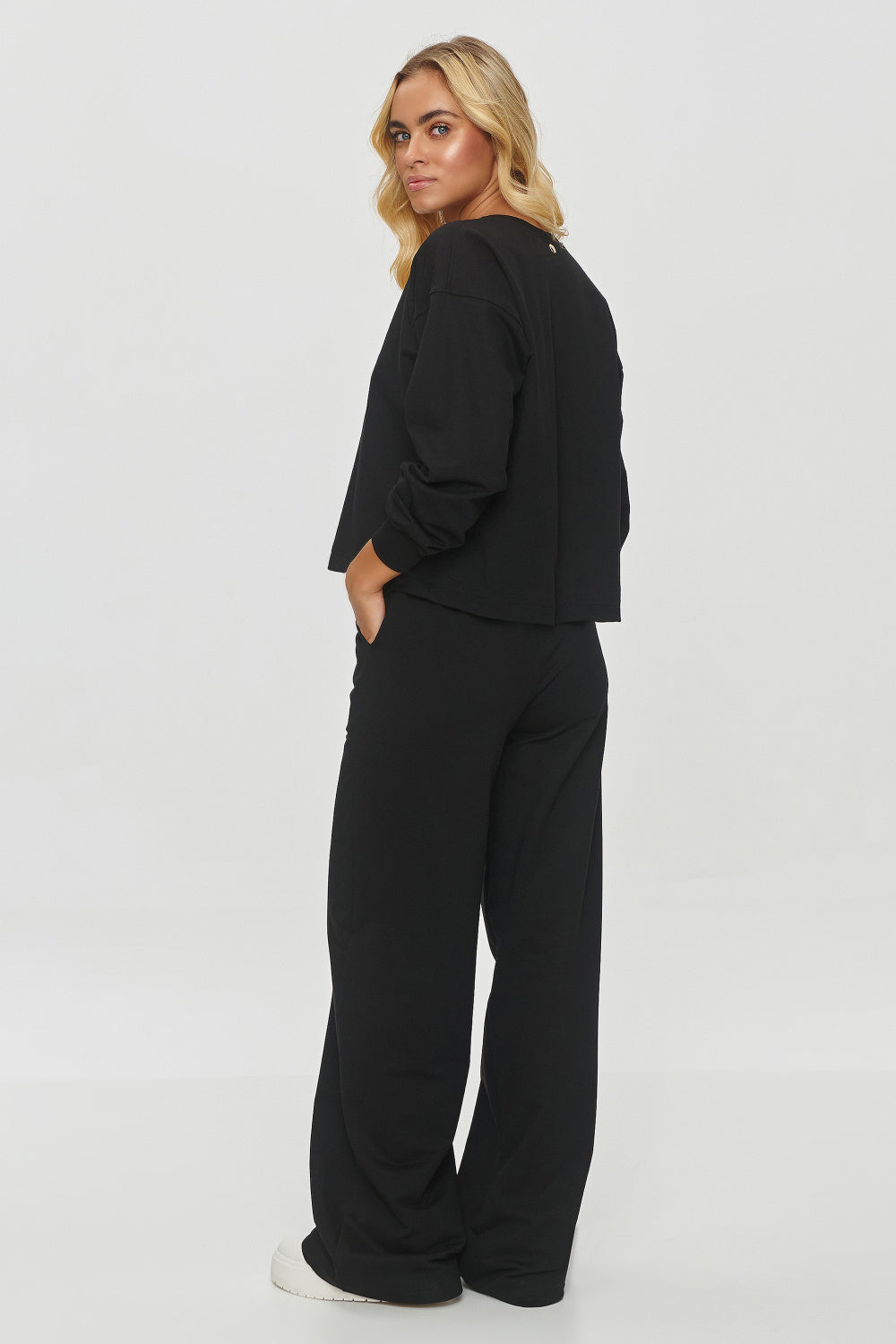 Oversized trousers