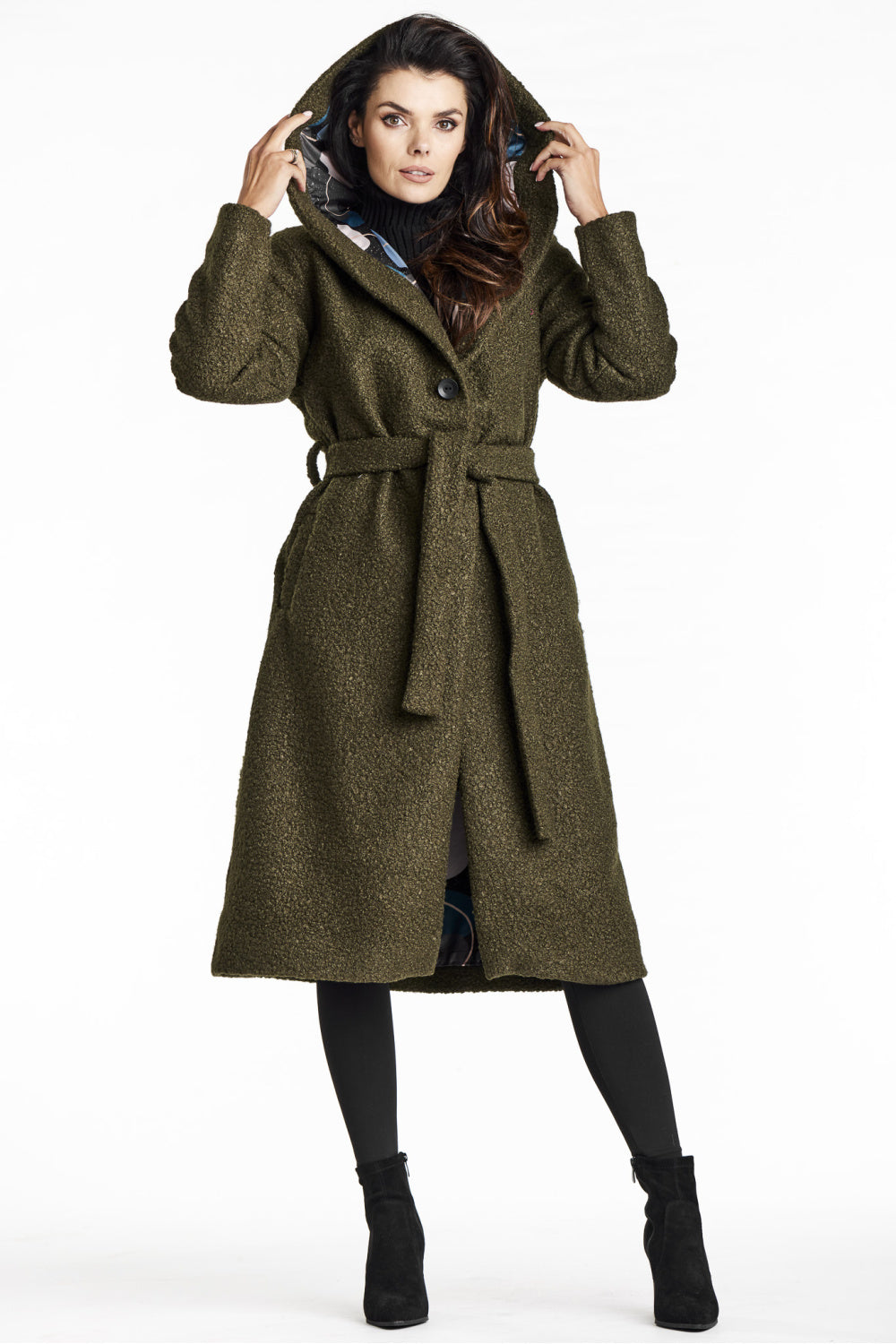 Elegant coat from Awama