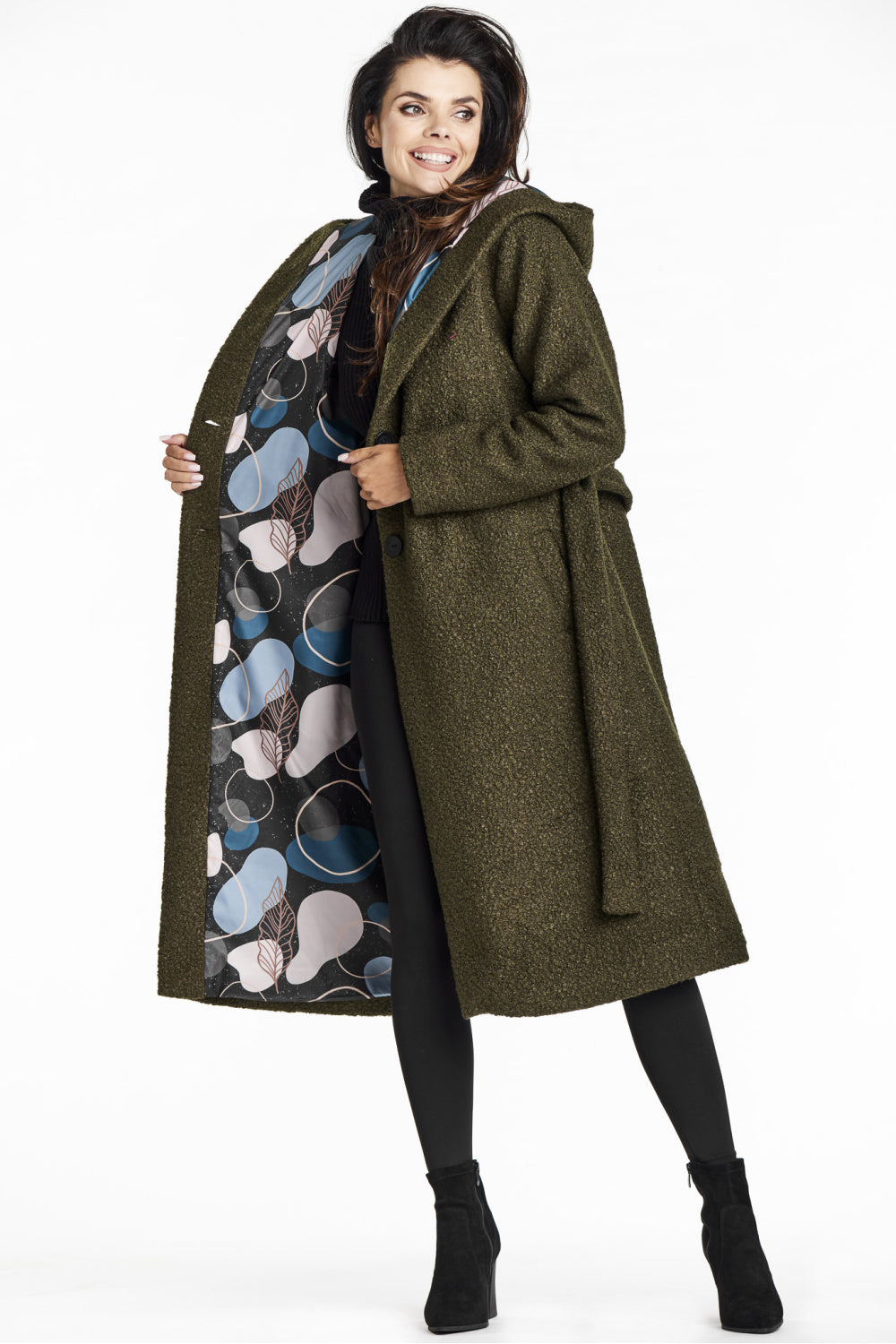 Elegant coat from Awama