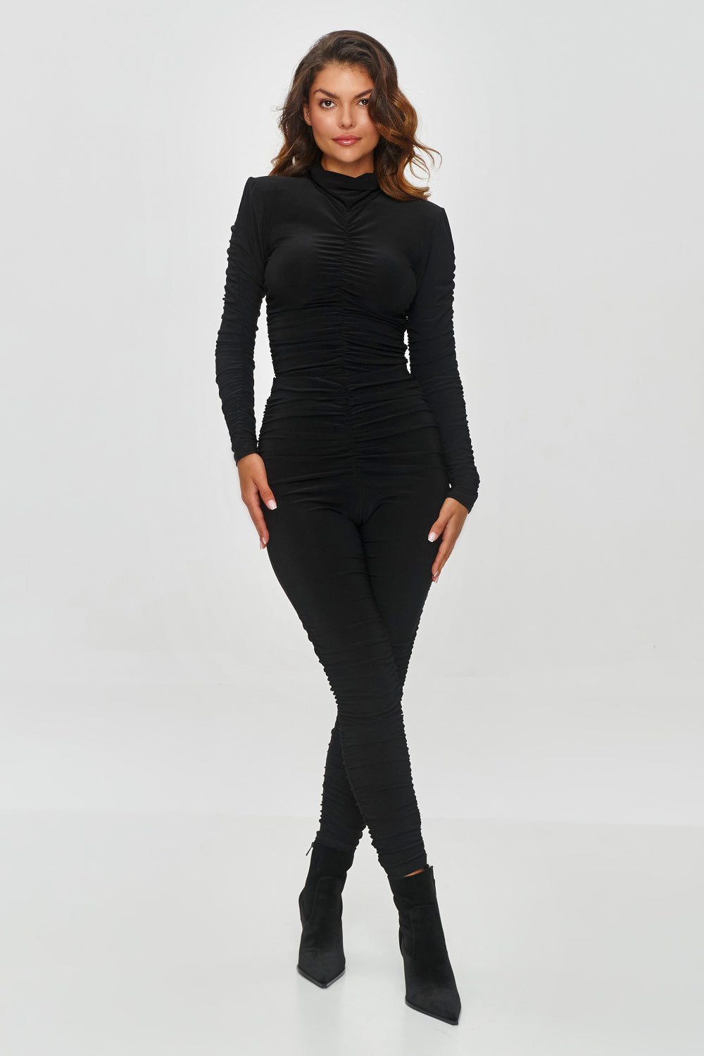 Tapered trousers