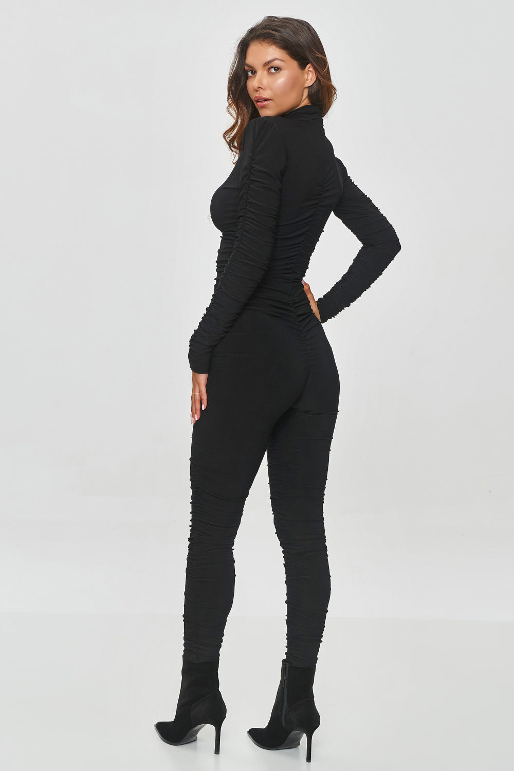 Tapered trousers