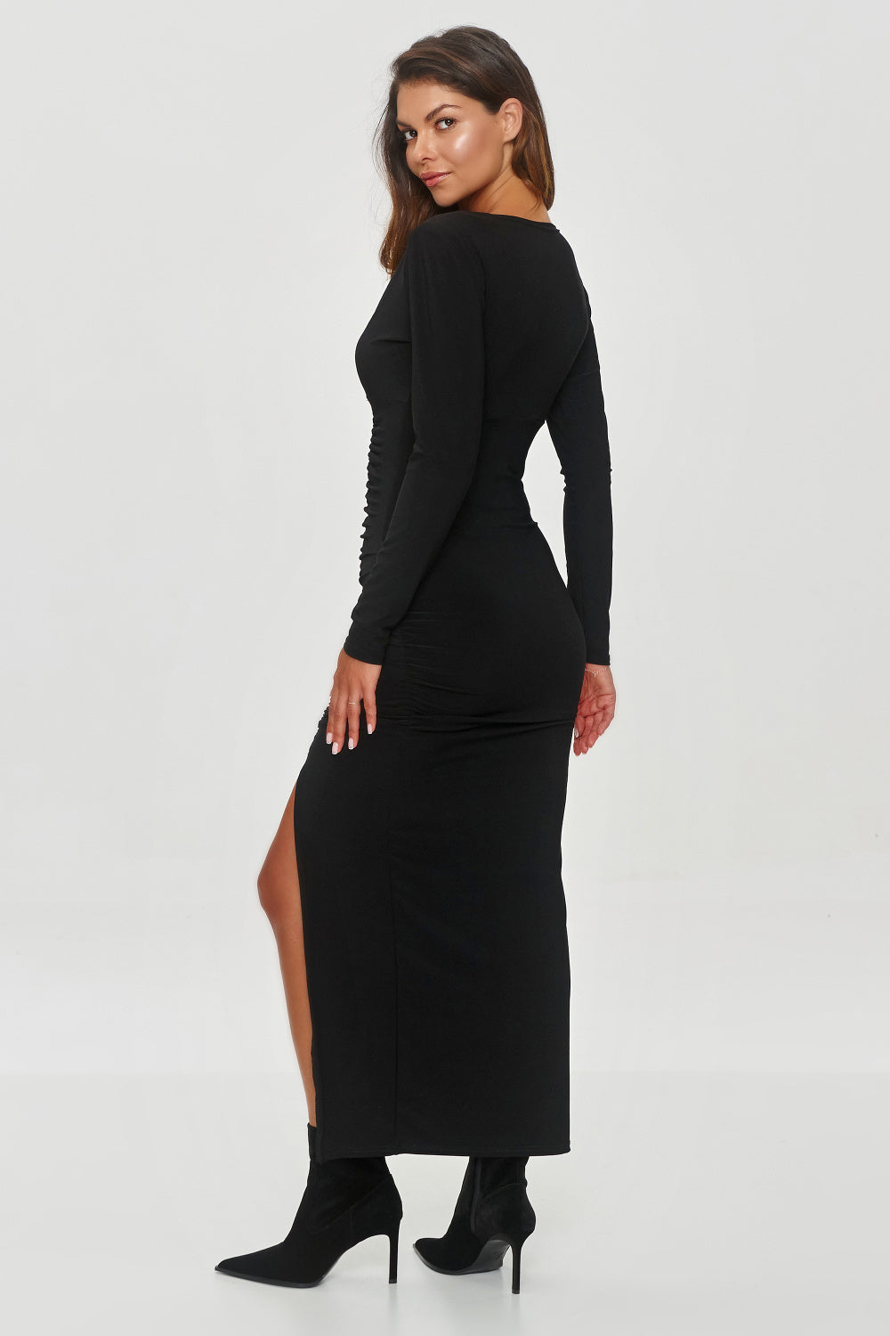 Fitted evening dress