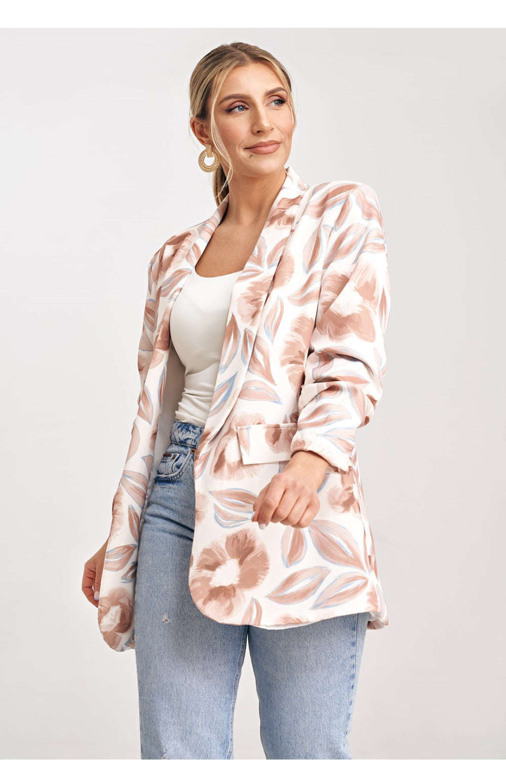 Pleated jacket