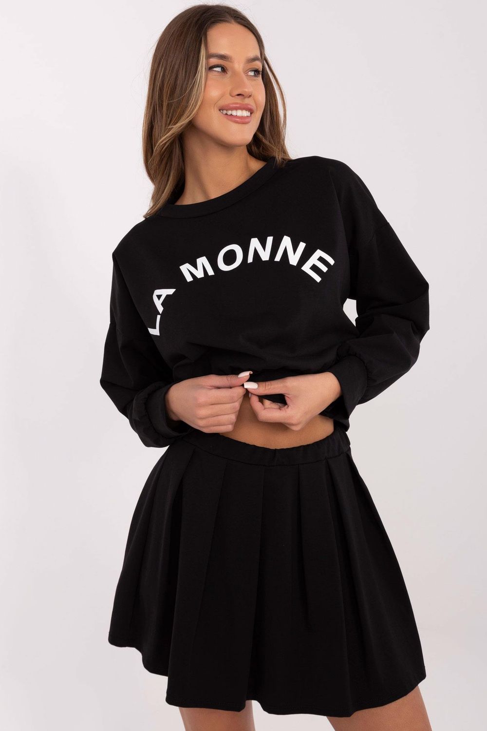Pleated skirt