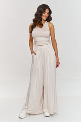 Fitted trousers