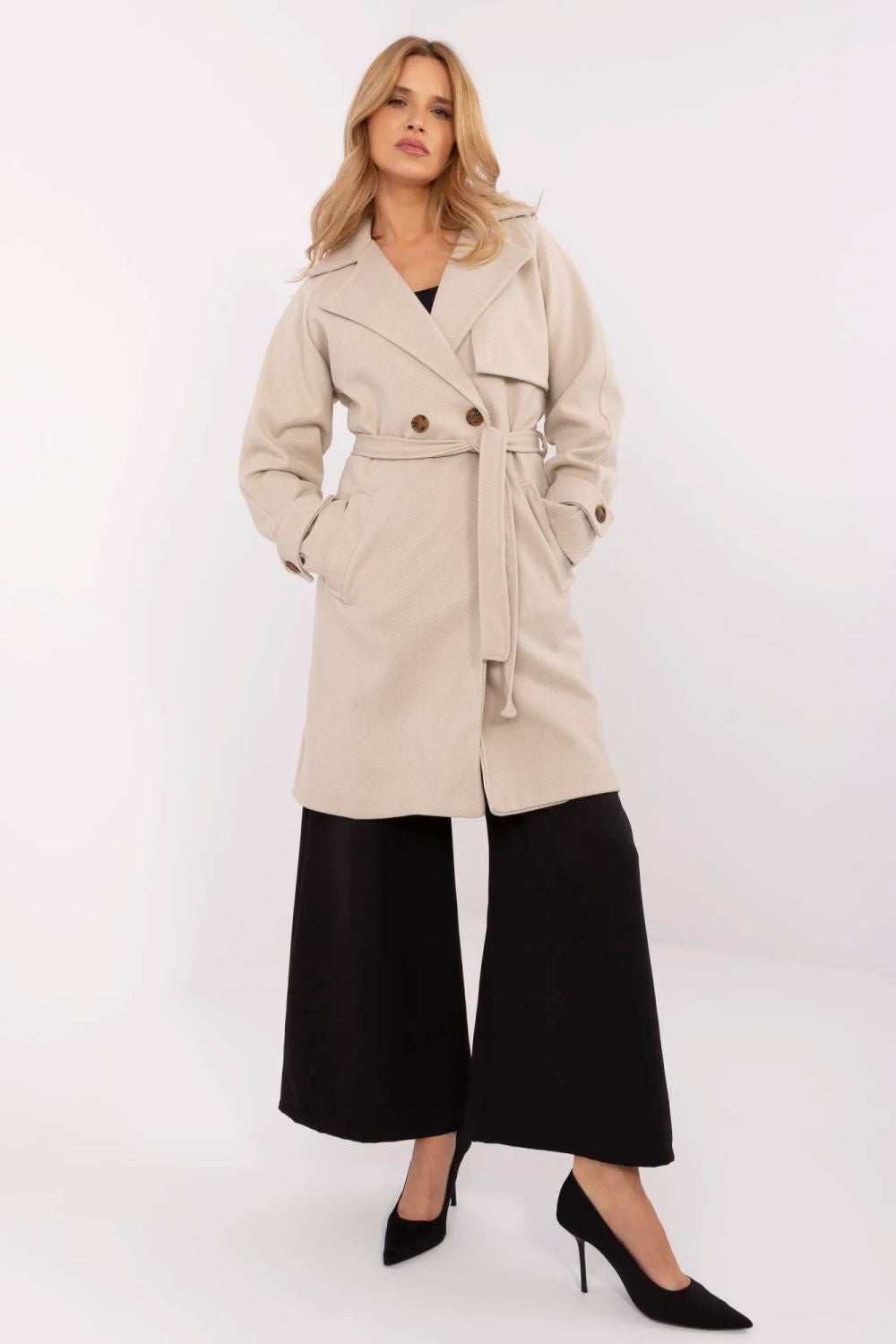 Lightweight coat