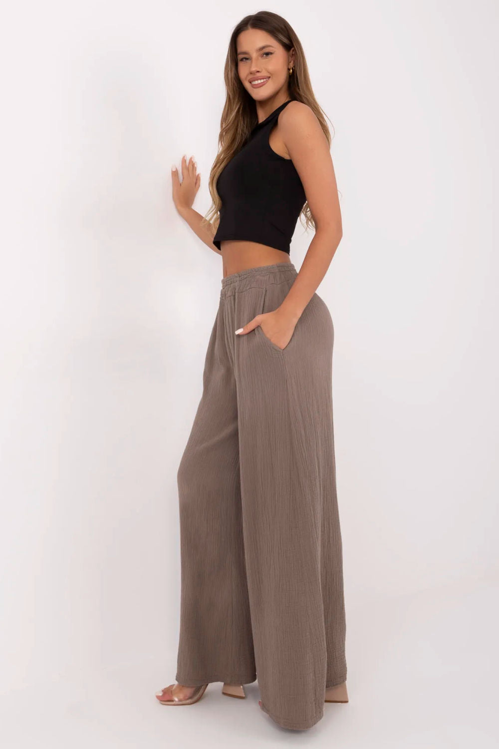 Fitted trousers