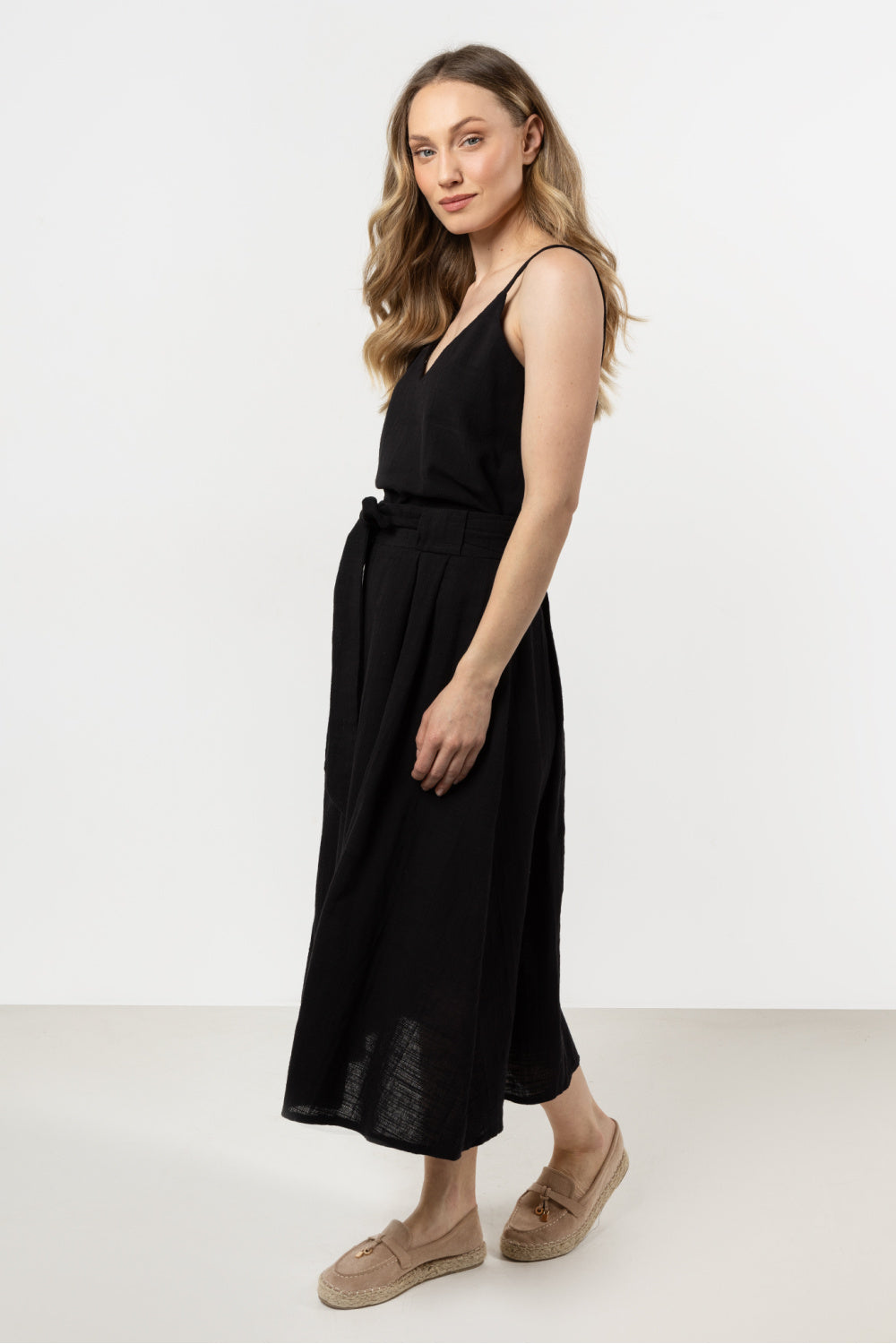 Pleated skirt from Awama