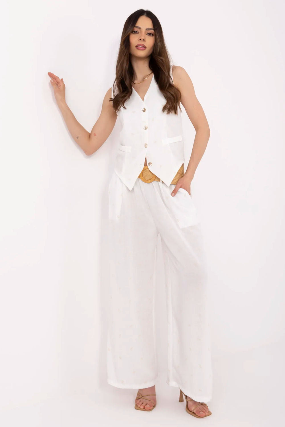 Fitted trousers