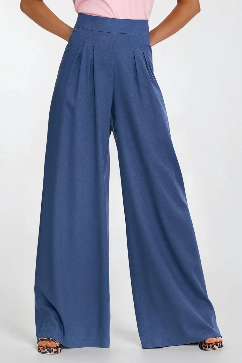 Linen trousers