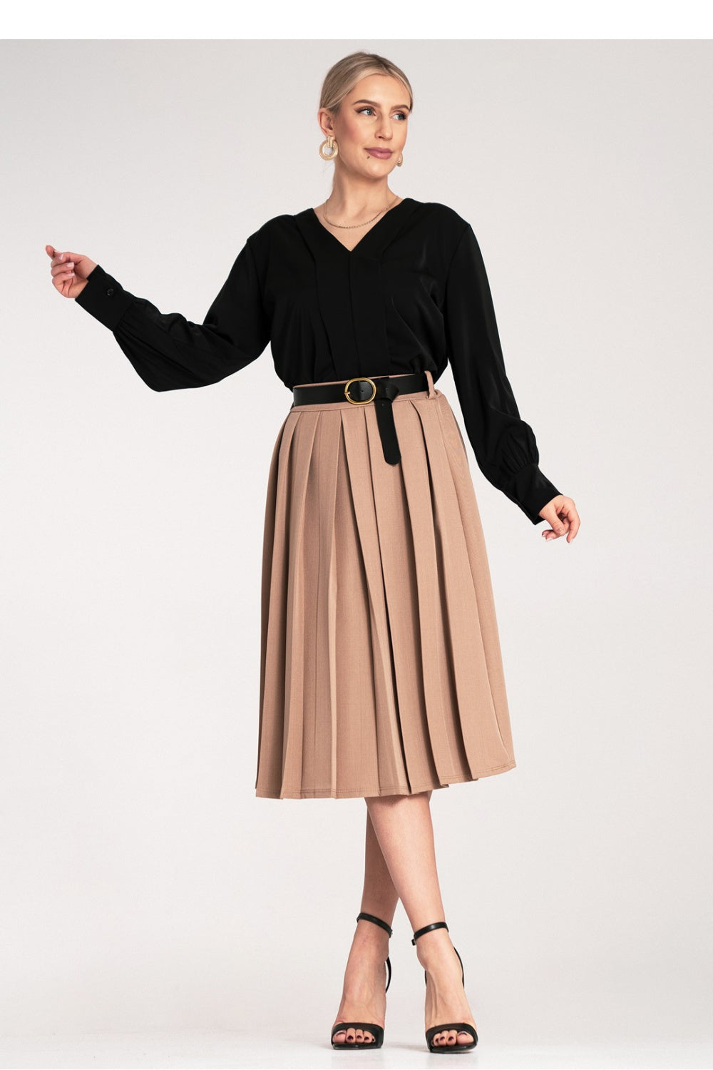 Pleated skirt