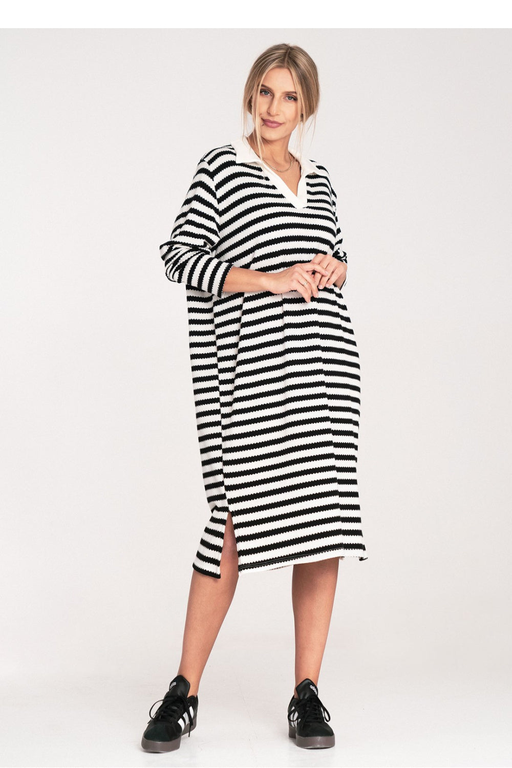 Knitted dress