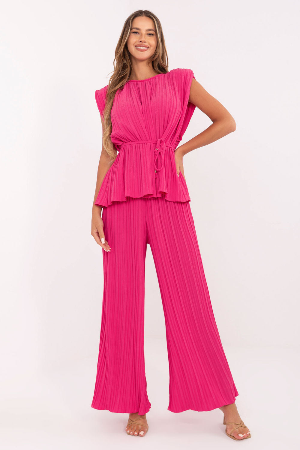 Pleated trousers