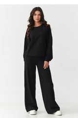 Oversized trousers