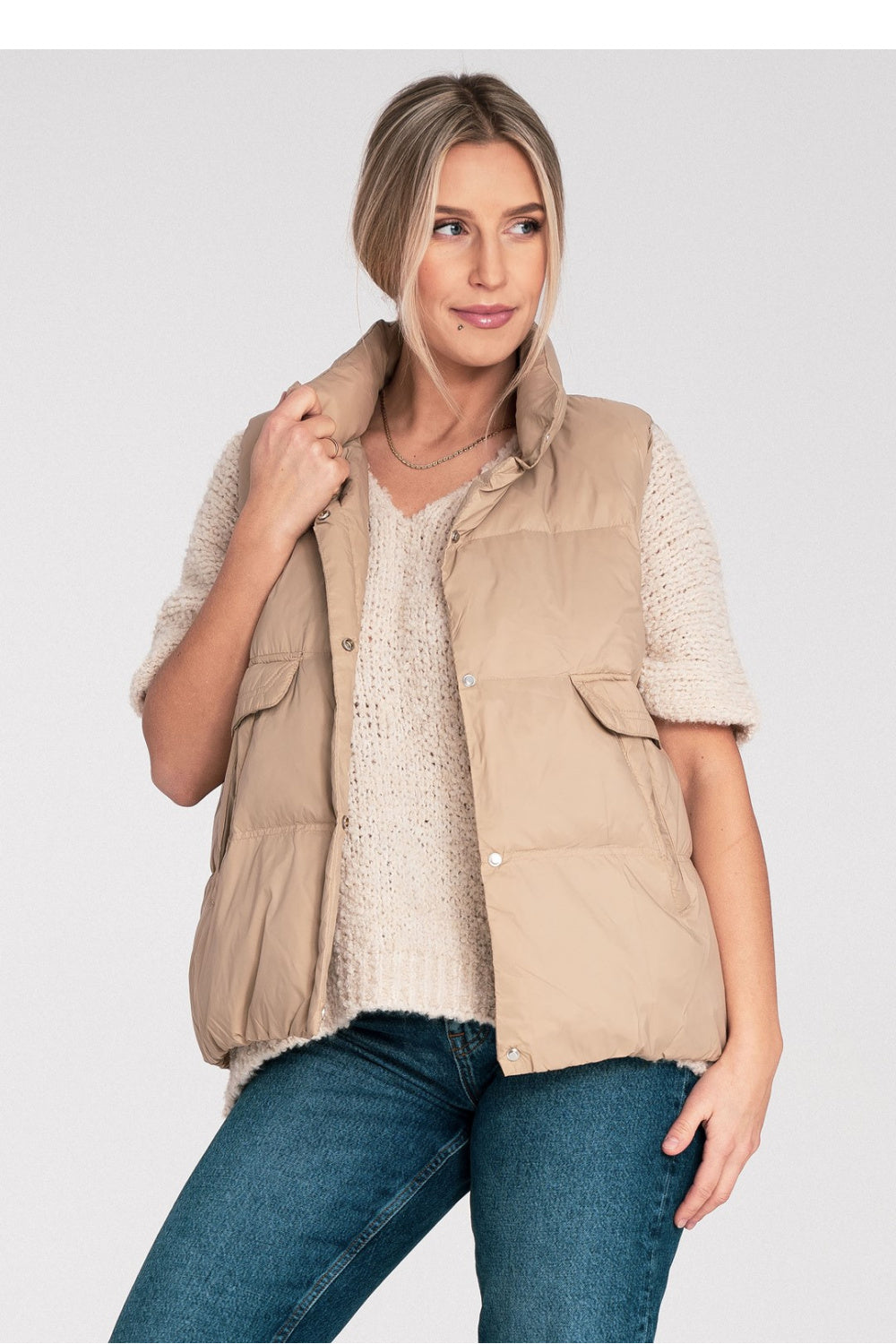 Polyester coat