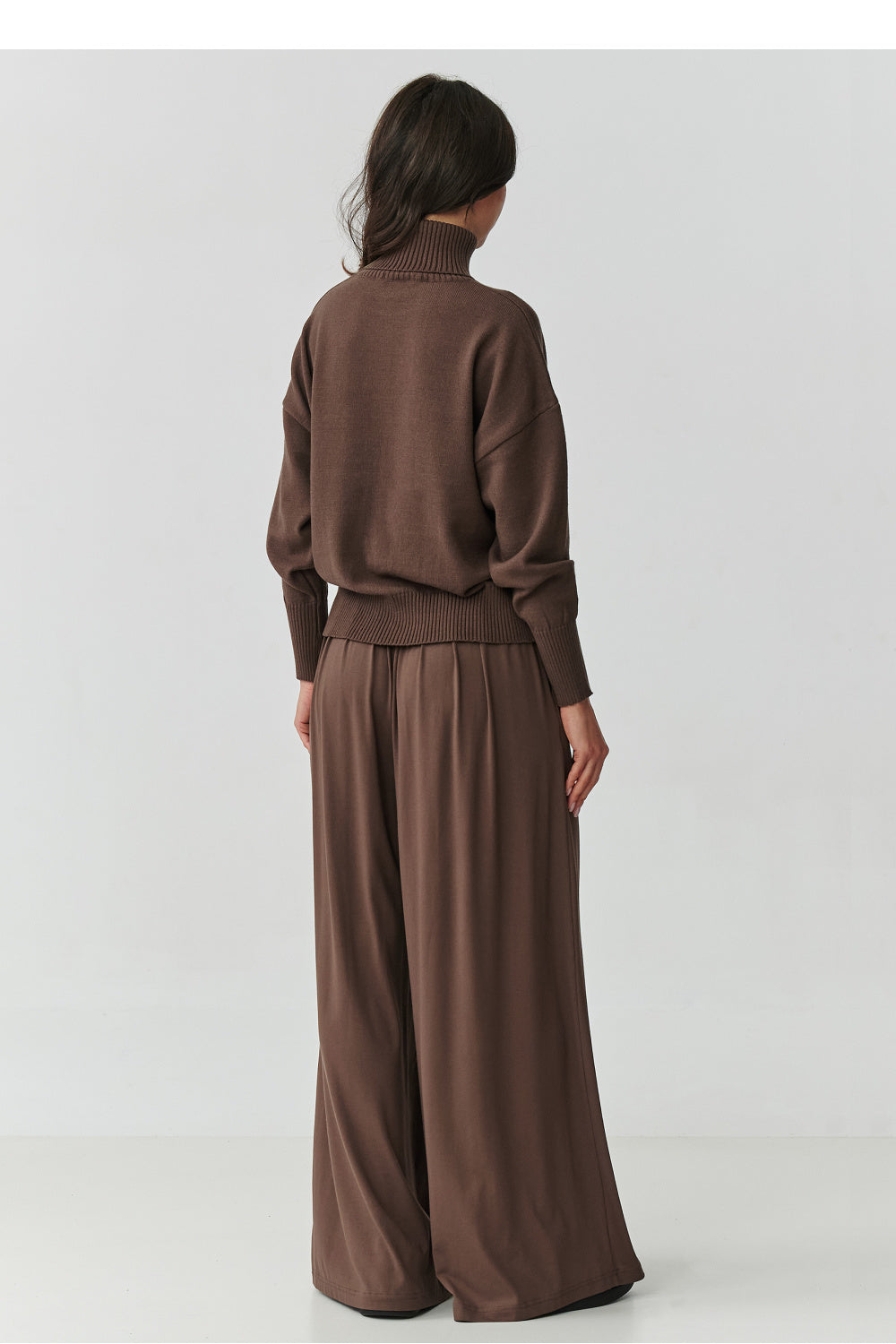 Pleated jumper
