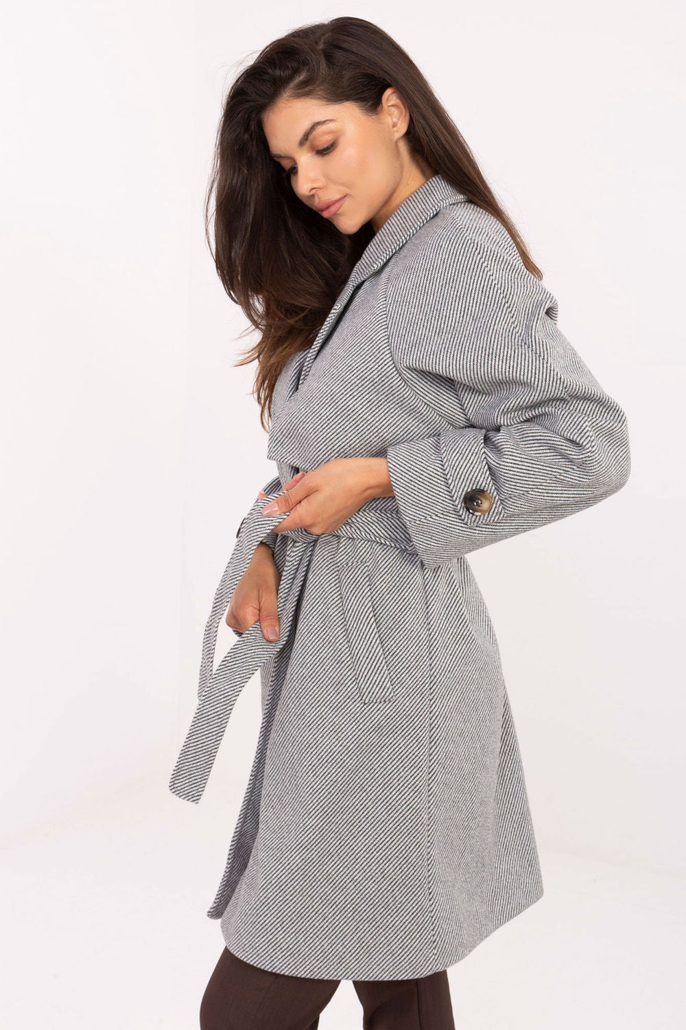 Knee-length elegant coat