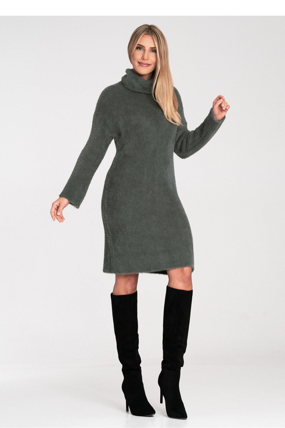 Fluffy dress