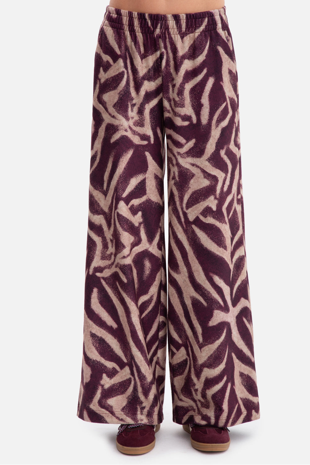 Fitted trousers
