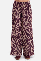 Fitted trousers