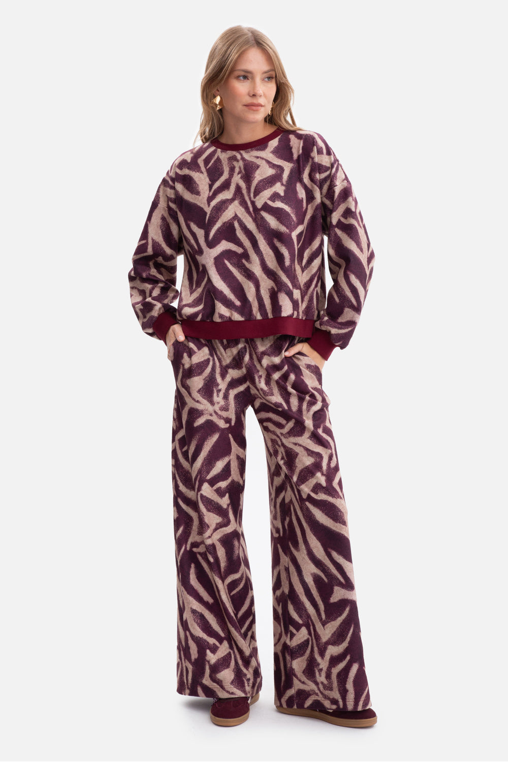 Fitted trousers