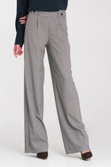 Relaxed trousers