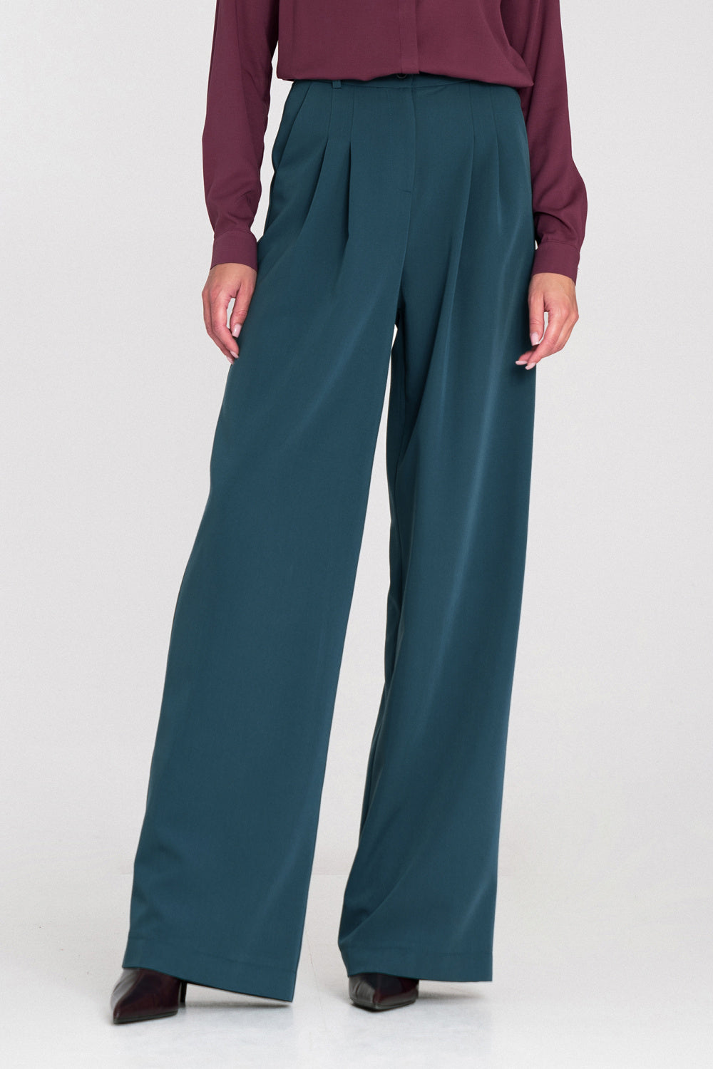 Relaxed trousers