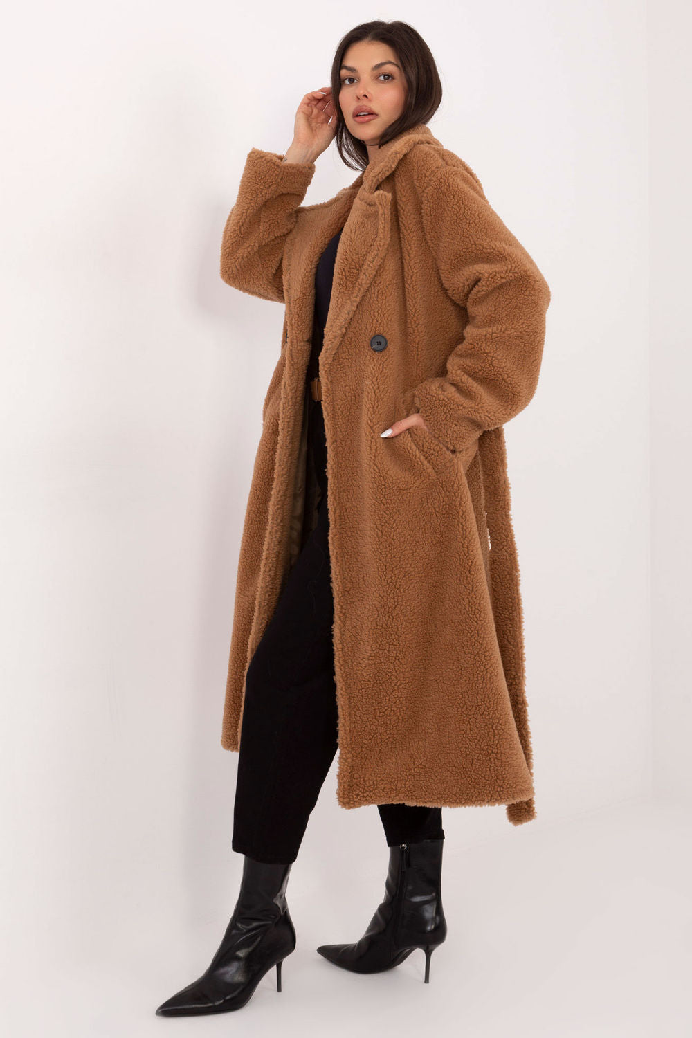 Polyester coat