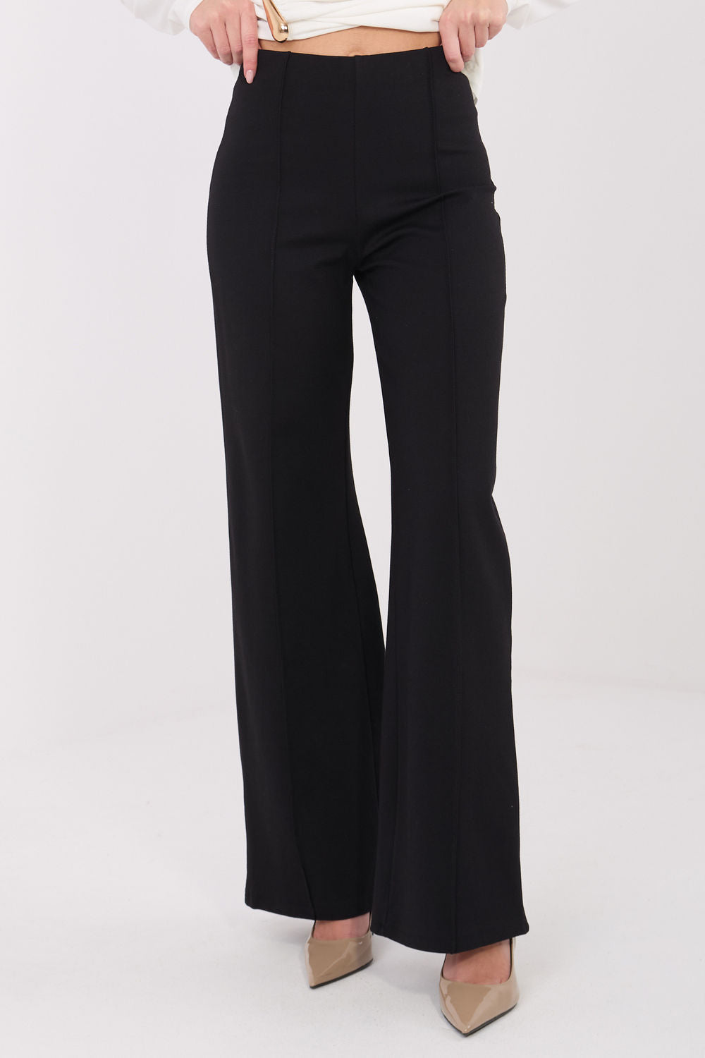 Smooth trousers