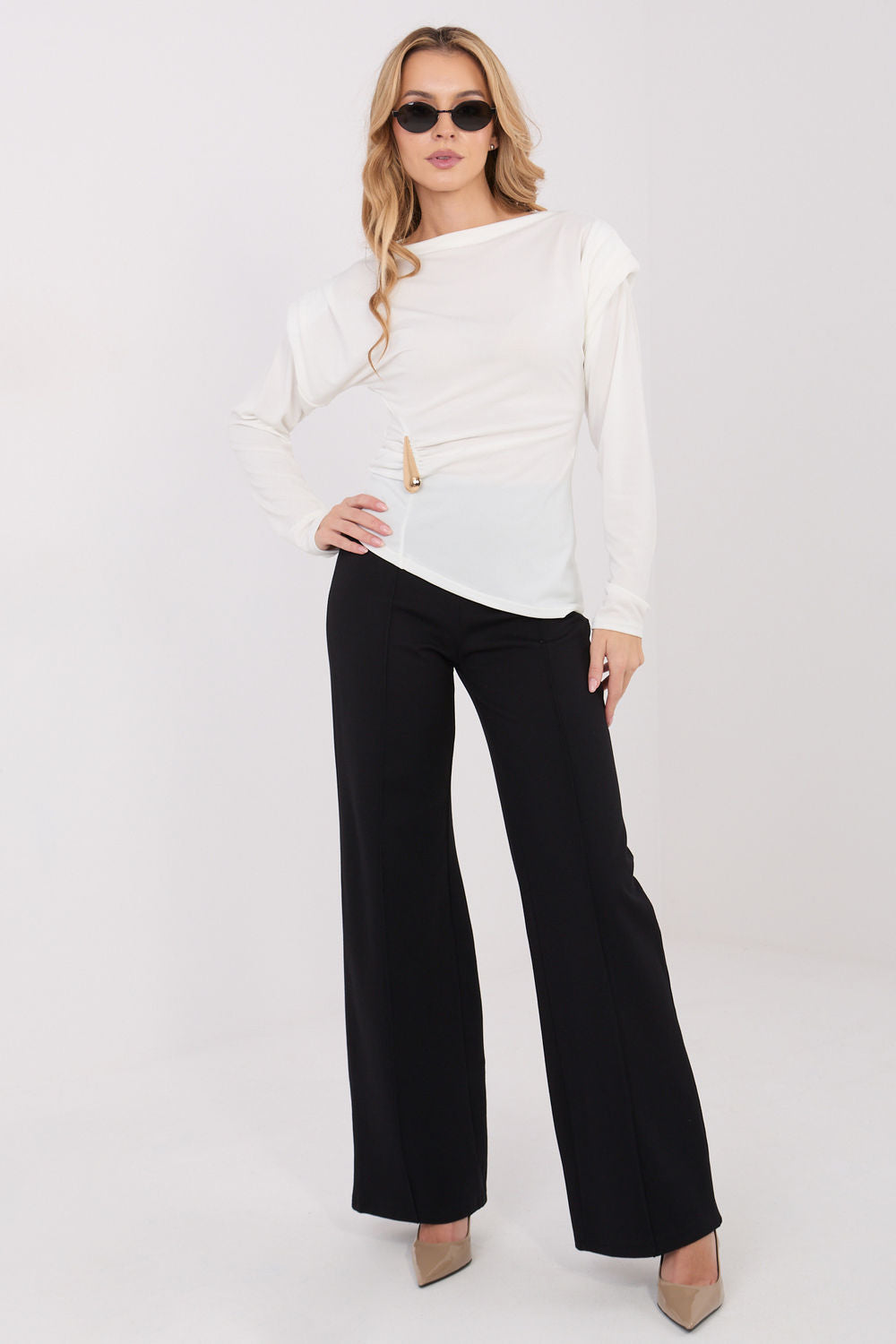 Smooth trousers