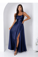 Flowing dress