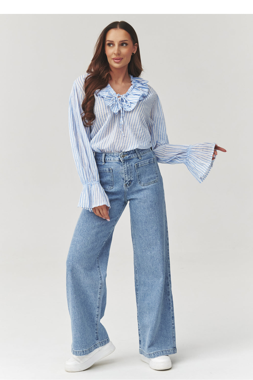 Denim trousers