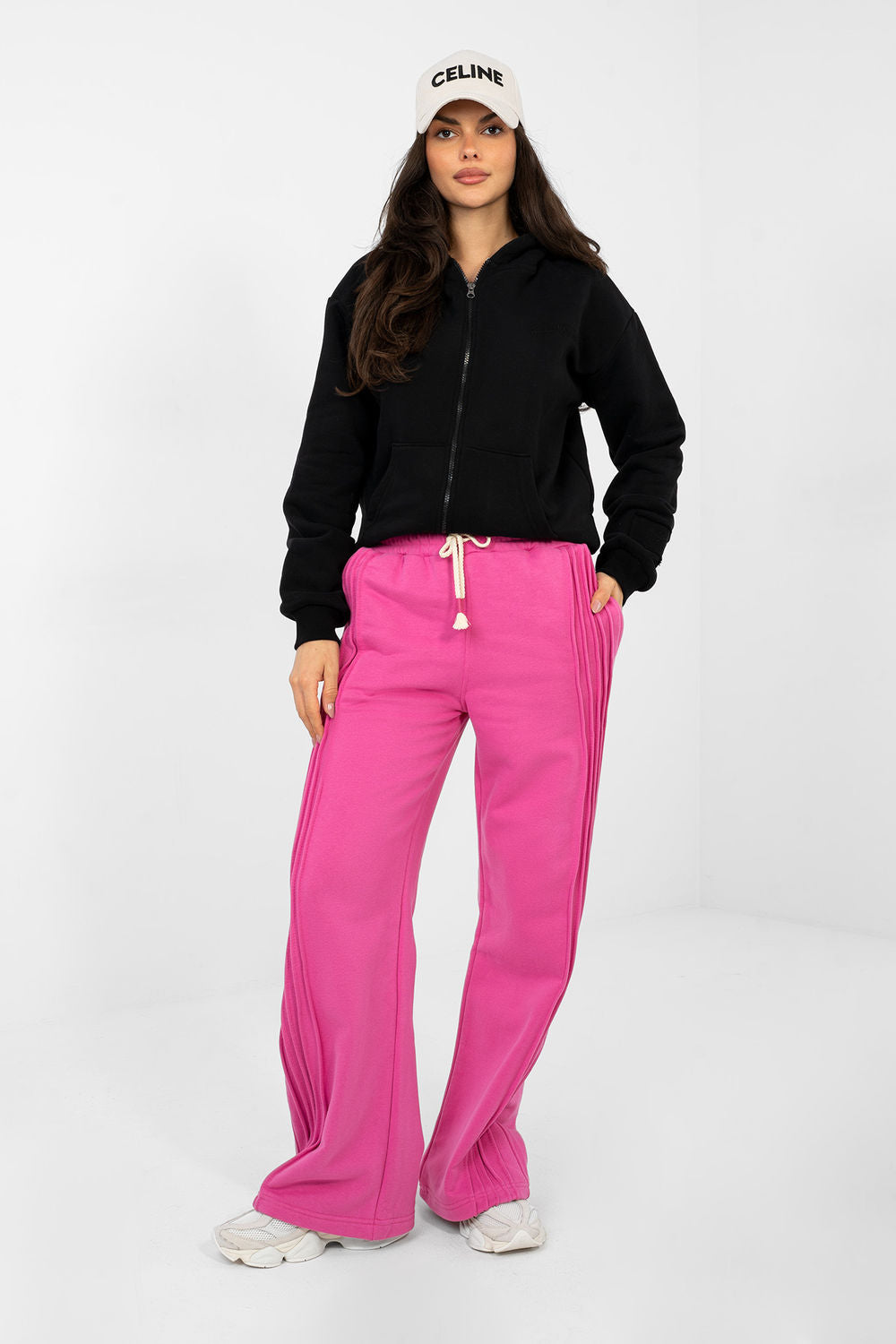 Fitted trousers