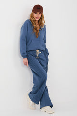 Fitted trousers