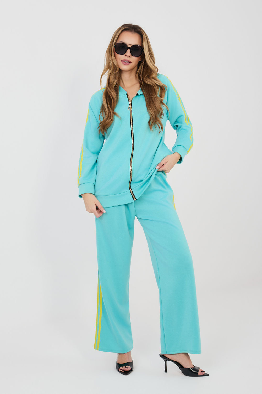 Smooth trousers