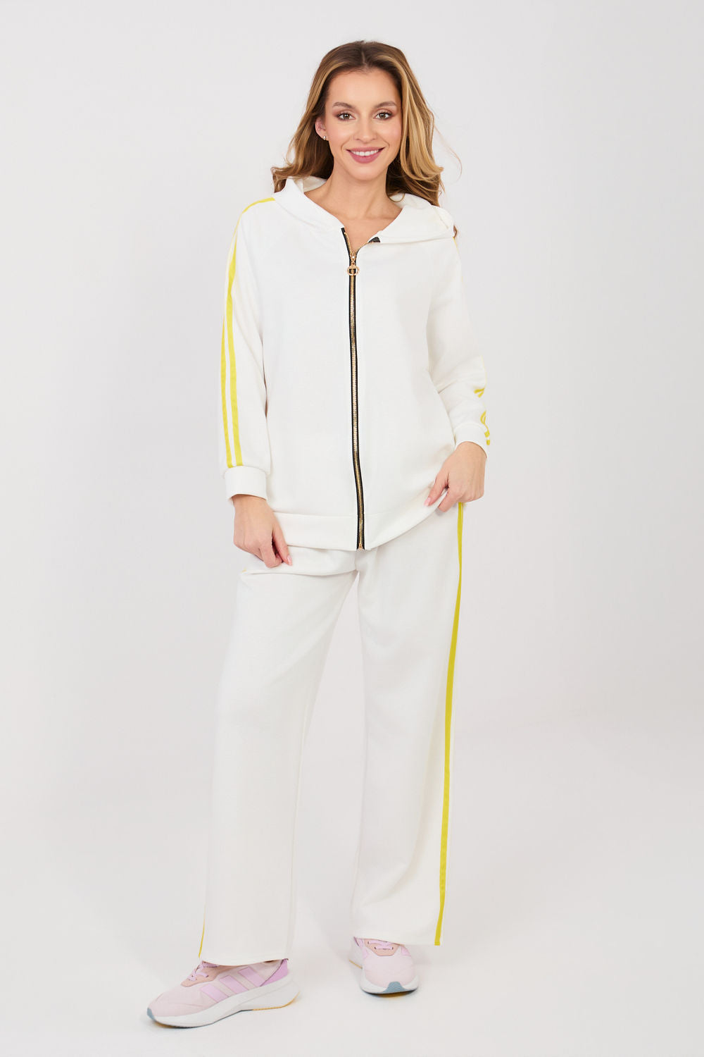 Smooth trousers