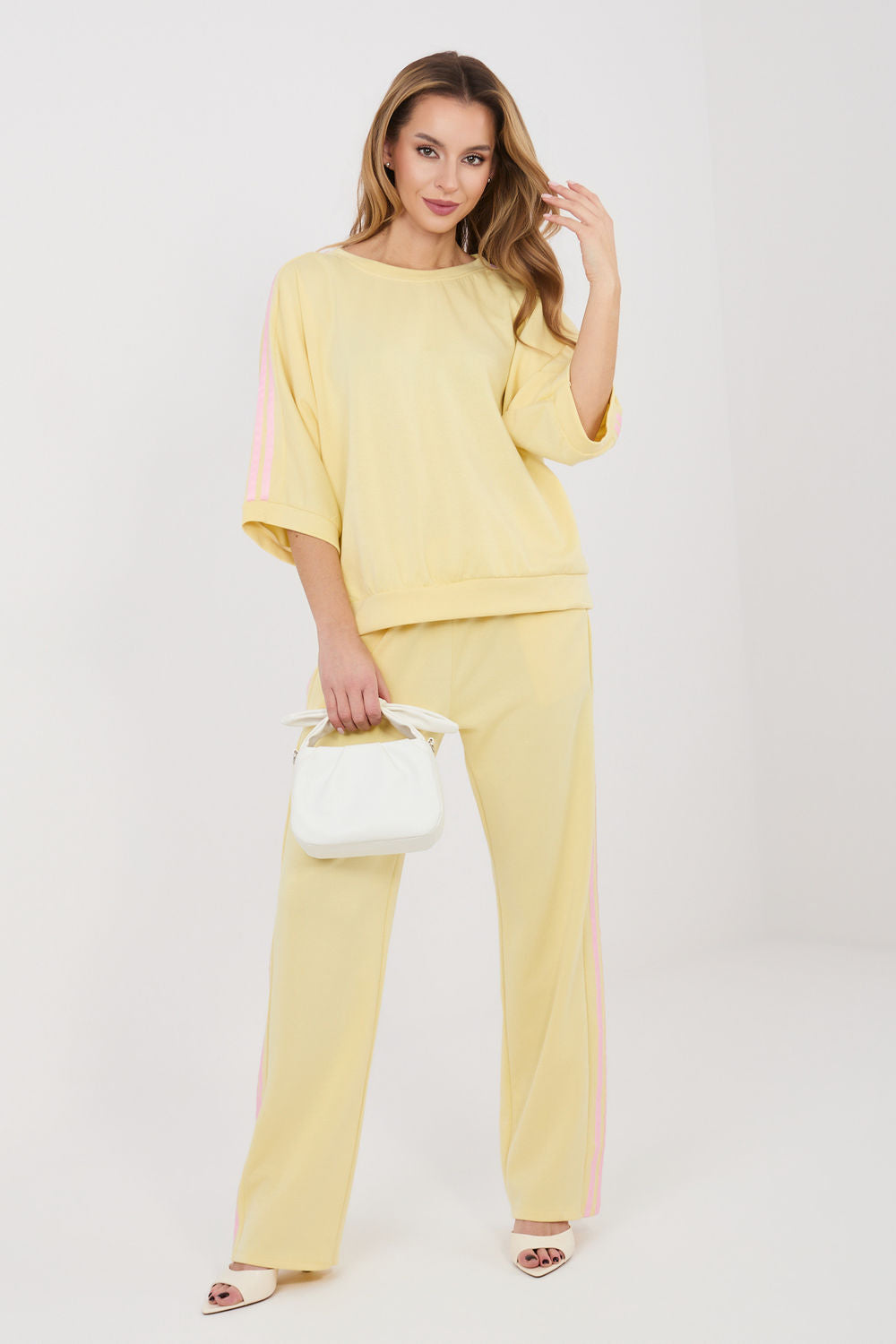 Smooth trousers