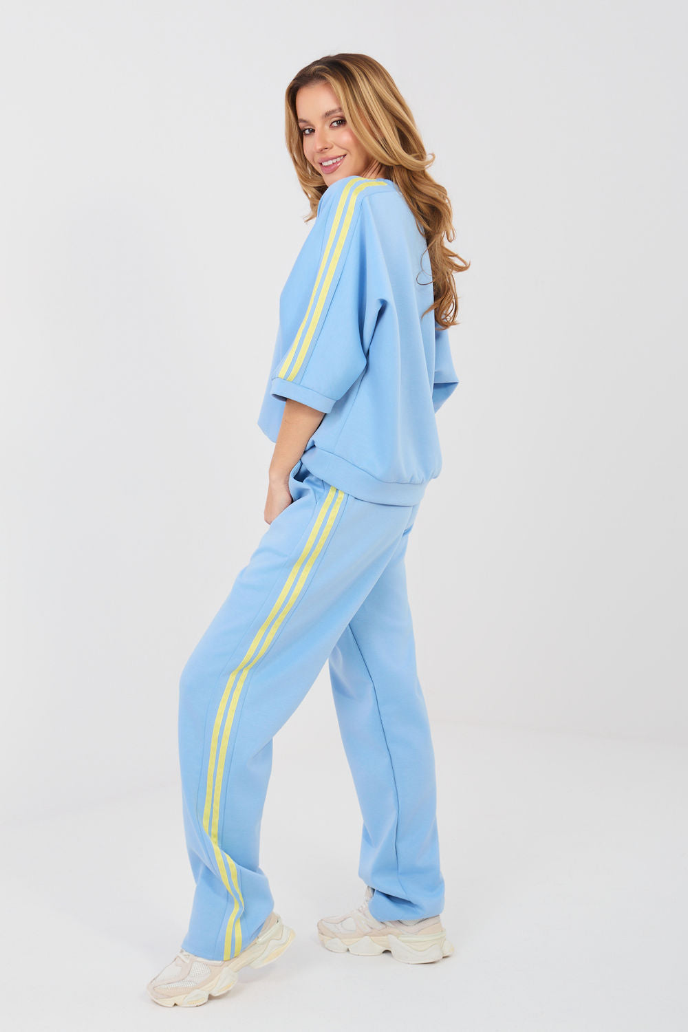 Smooth trousers
