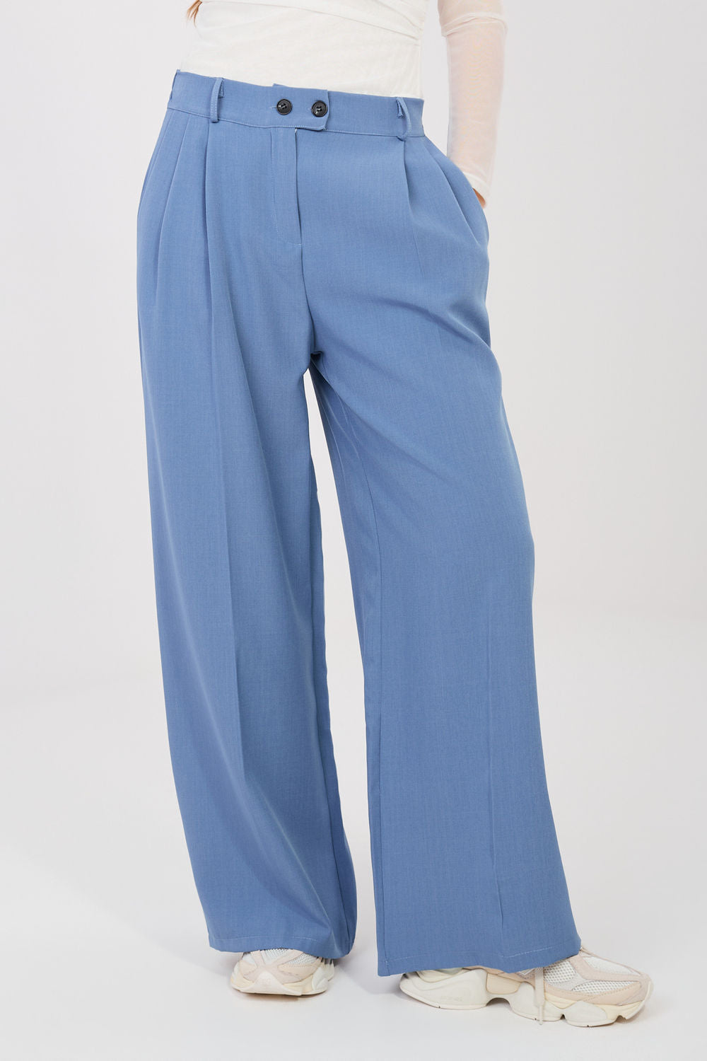Elastic trousers
