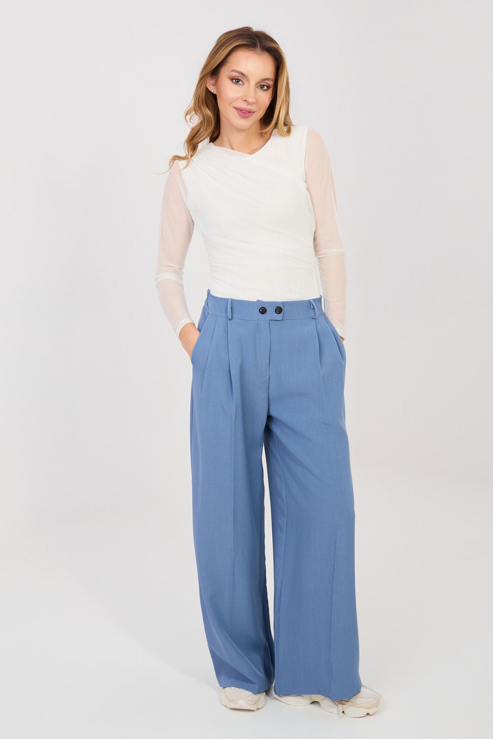Elastic trousers