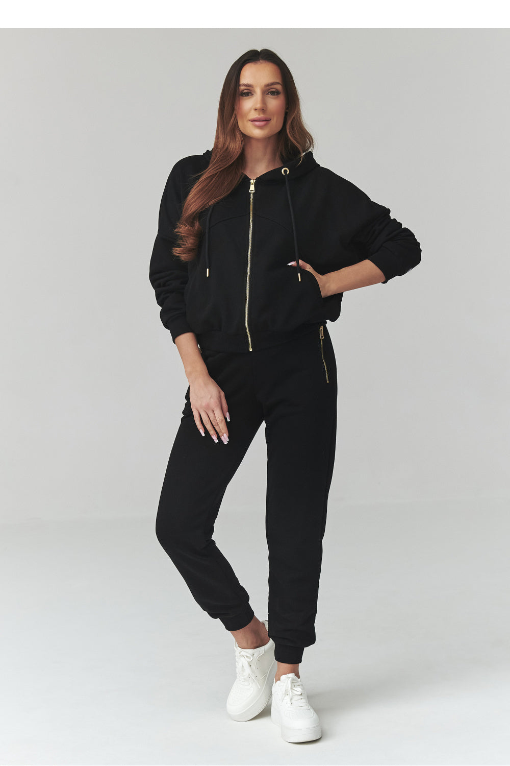 Fitted trousers