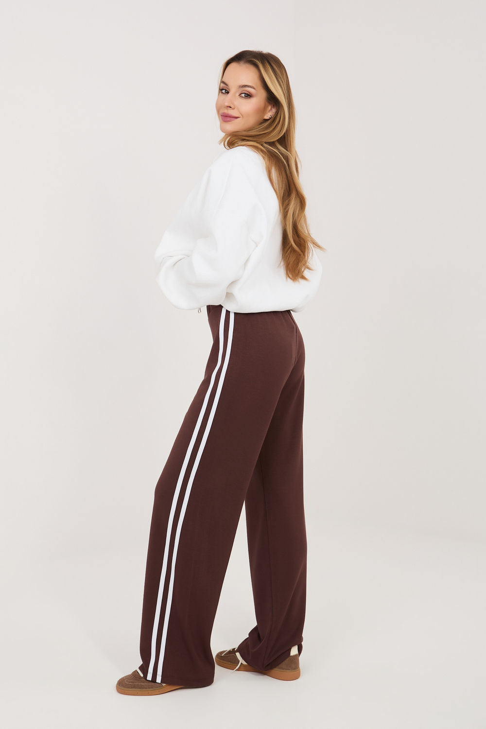 Stretchy trousers