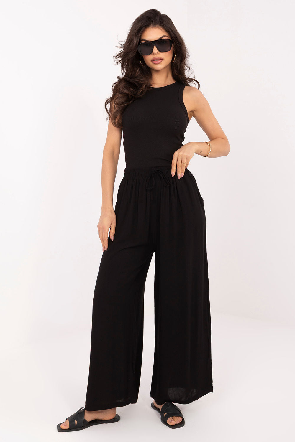 Smooth trousers